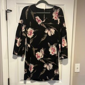 White House Black Market Floral Shift Dress